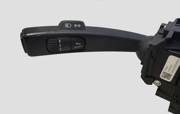 Volvo V40 Wiper turn signal indicator stalk/switch 31343218 31394008 31394001