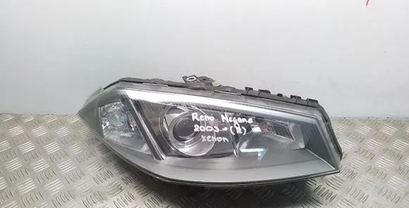 Renault Megane II Headlight/headlamp 89307040 8200073226H