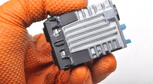 BMW 5 G60 G61 USB socket connector 5A27DE6