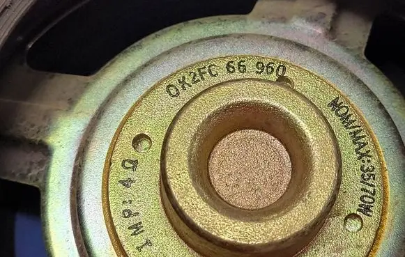 KIA Carens I Front door speaker 0K2FC66960