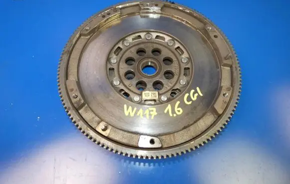 Mercedes-Benz CLA C117 X117 W117 Dual mass flywheel 
