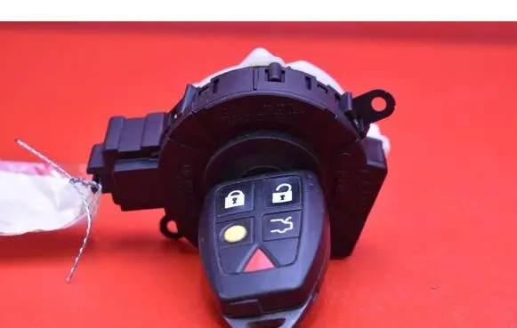 Volvo V50 Ignition lock 30659837