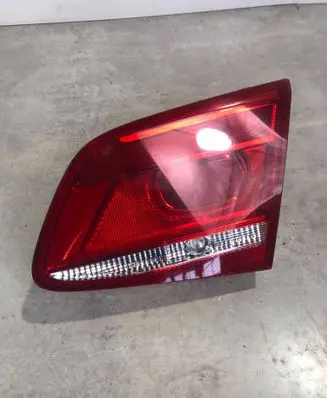Volkswagen PASSAT B7 Tailgate rear/tail lights 3AE945094D