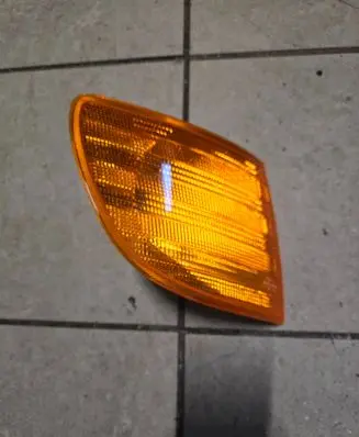 Mercedes-Benz Vito Viano W638 Front indicator light 014401508R