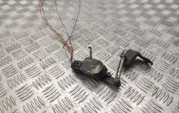 Nissan Qashqai+2 Headlight/headlamp level sensor 53820JD000