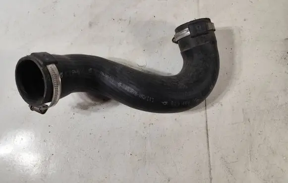 Intercooler hose/pipe