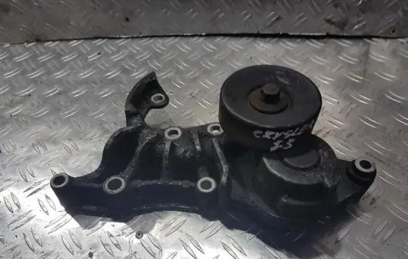 Chrysler Voyager Engine mounting bracket