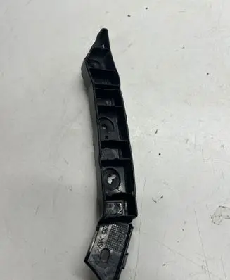 Chrysler Pacifica Front bumper mounting bracket 68229139ac