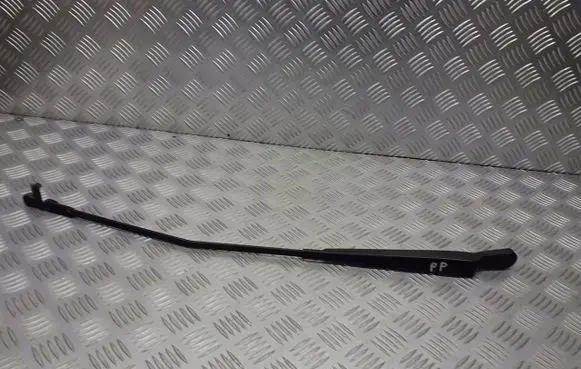 Citroen C5 Front wiper blade arm
