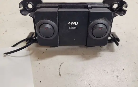 Hyundai Santa Fe Differential lock switch 
