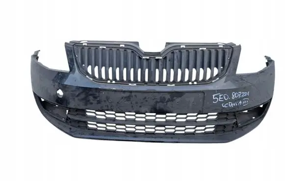 Skoda Octavia Mk3 (5E) Front bumper 5E0807221
