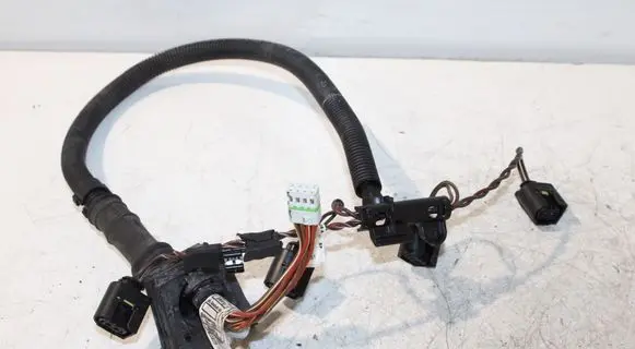 BMW X3 F25 Fuel injector wires 7811159 7580223