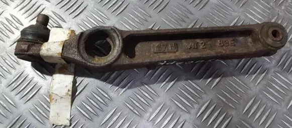 Suzuki Wagon R+ Front lower control arm/wishbone