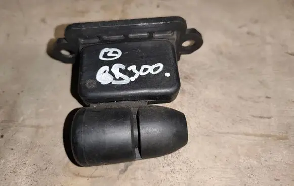 Lexus GS 300 400 430 Mass air flow meter 2220420010