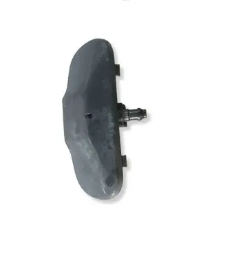Volkswagen PASSAT B6 Windshield washer spray nozzle 5M0955985C