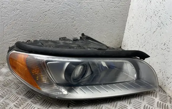 Volvo S80 Headlight/headlamp 30796134