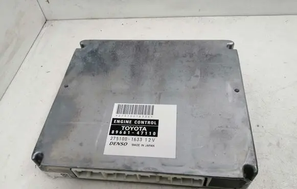 Toyota Prius (XW20) Engine control unit/module 8966147110 2751001633