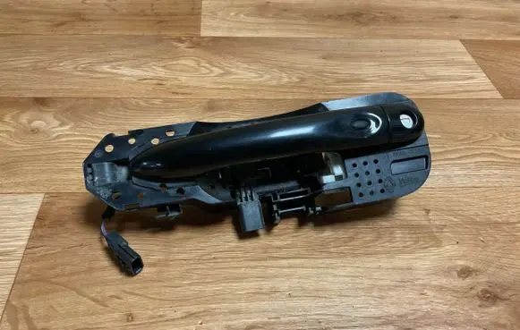 Renault Megane III Front door exterior handle 806070032R