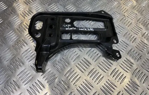 Toyota Verso Battery bracket 