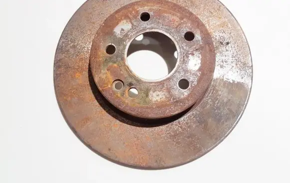 Mercedes-Benz C W202 Front brake disc neventiliuojamas