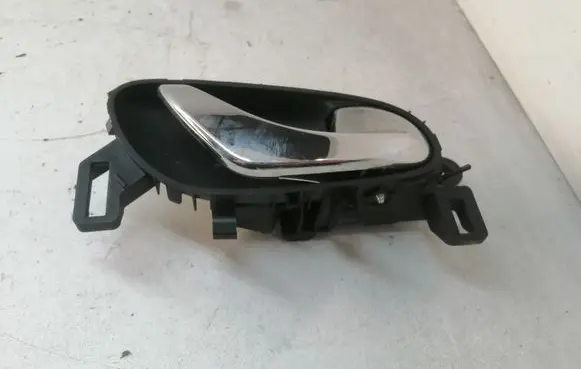 Nissan Qashqai Front door interior handle 806704EA0A