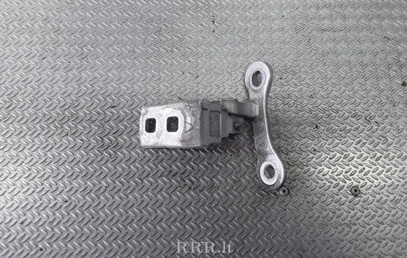 Opel Vectra C Front door lower hinge 