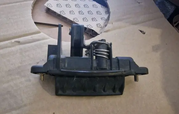 Mazda 3 I Tailgate/trunk/boot exterior handle