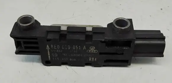 Audi A3 S3 8P Airbag deployment crash/impact sensor 8E0959651A