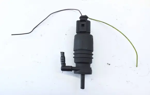 Volkswagen Golf Plus Windscreen/windshield washer pump