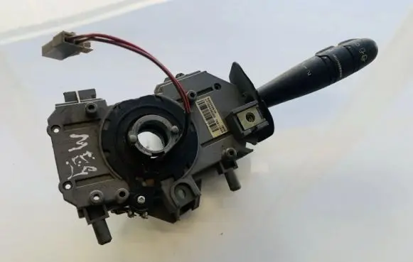 Renault Scenic I Wiper control stalk v7700428203 54034961a