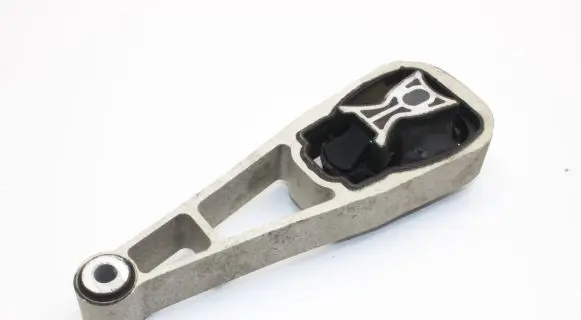 Land Rover Range Rover Evoque L551 Engine mount bracket K8D26P082AB