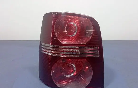Volkswagen Cross Touran I Rear/tail lights 11B672B