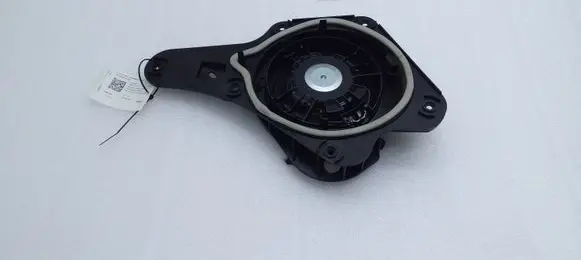 Peugeot 5008 II Rear door speaker 9813827080