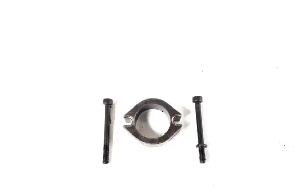 Subaru Legacy Fuel Injector clamp holder