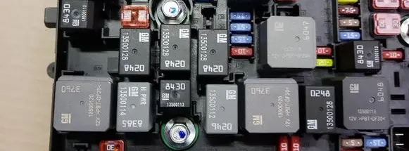 Fuse box set