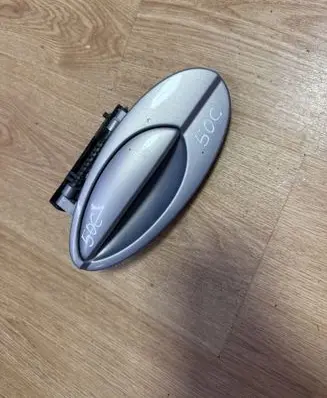 Rear door exterior handle