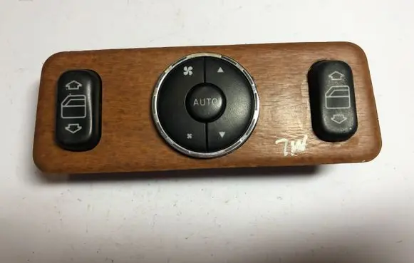 Mercedes-Benz ML W163 Electric window control switch A1638200426 03420620