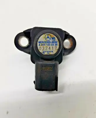 Mercedes-Benz E W211 Air pressure sensor A0041533328