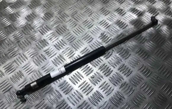 Mitsubishi Carisma Tailgate/trunk strut/damper