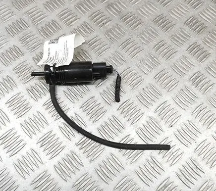 Tesla Model X Windscreen/windshield washer pump 111016400B