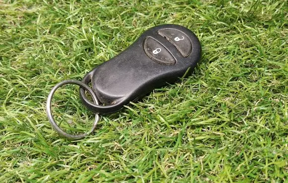 Chrysler Voyager Ignition key/card 04686482 04686482AC