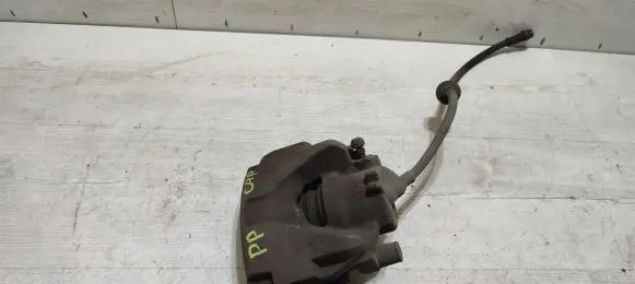 Renault Captur Front brake caliper