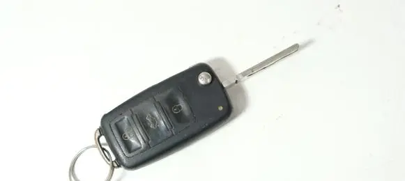 Audi A8 S8 D3 4E Ignition key/card 4E0837220