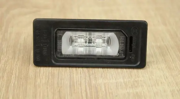 Audi A6 S6 C7 4G Number plate light 4G0943021