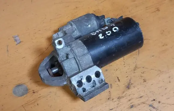 BMW 3 E90 E91 Starter motor 7801203