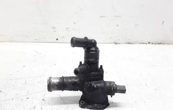 Ford Galaxy Engine coolant pipe/hose 038121133J