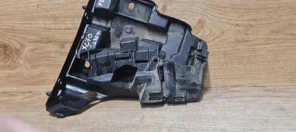 Volvo XC70 Front bumper mounting bracket 31214961
