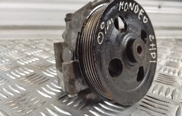 Ford Mondeo MK IV Power steering pump