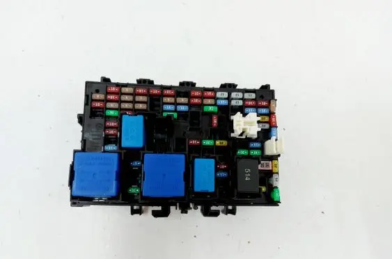 Dacia Duster III Fuse box set 243225497R