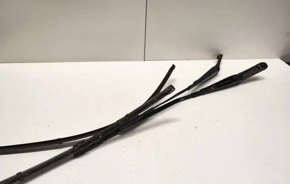 Audi A4 S4 B9 Windshield/front glass wiper blade 8W1955407 8W1955408